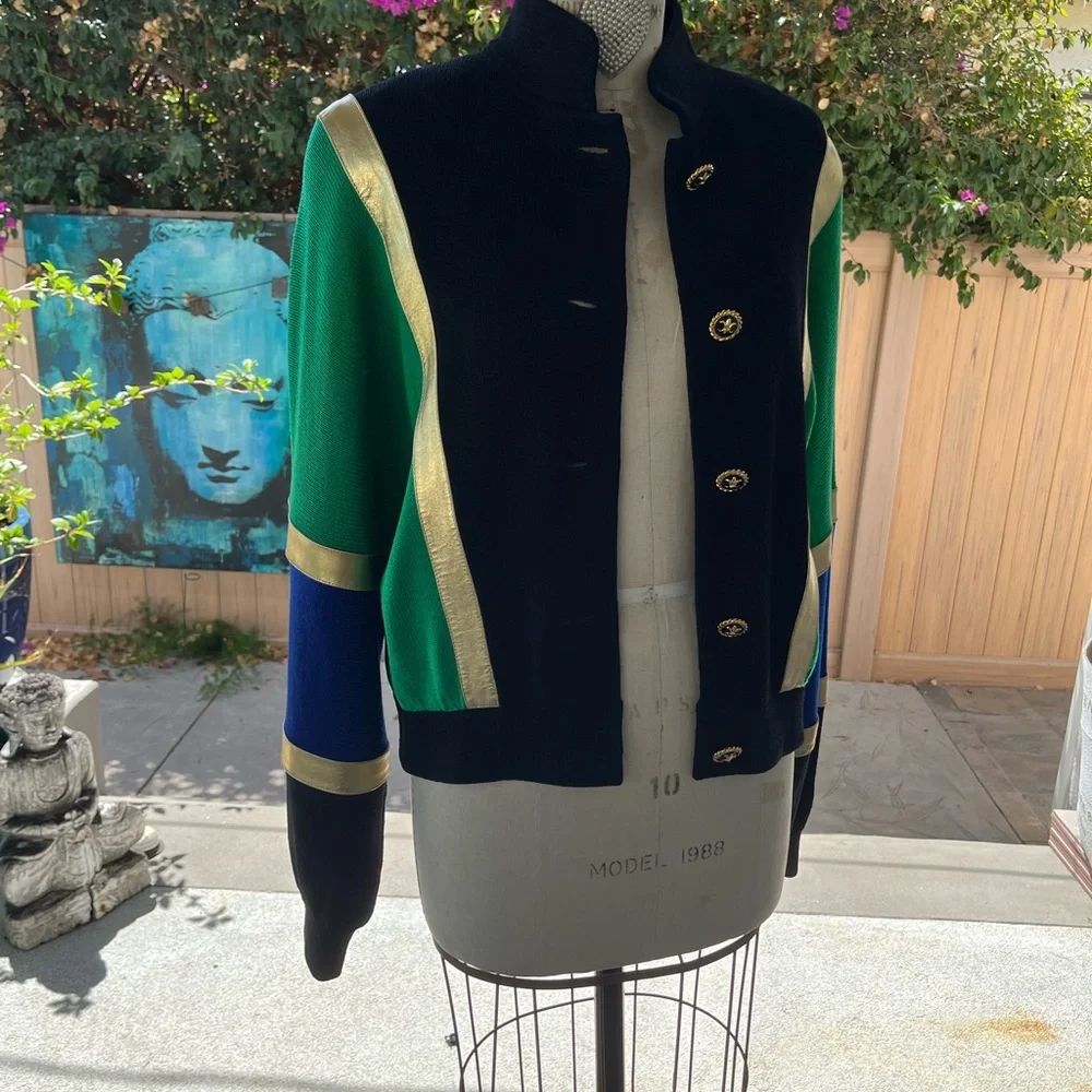 That retro St. John sweater you've been dying for! Multi-color, gold trim - Picture 6 of 13